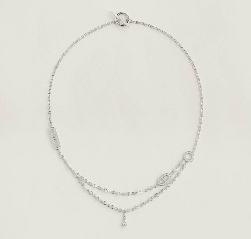 H**me5 necklaces